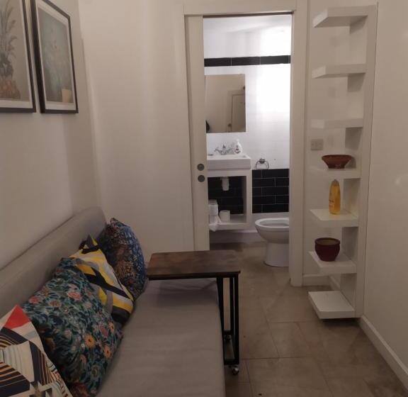 اتاق استاندارد, No 68 In Valletta