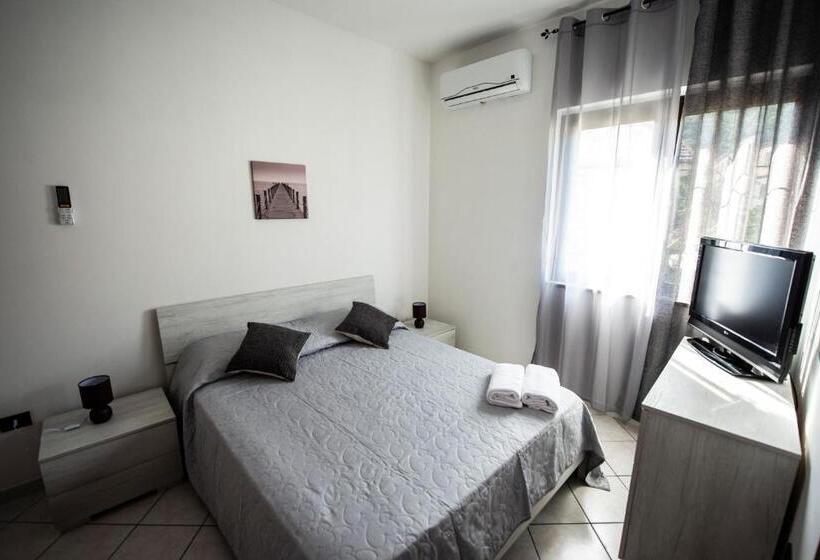 スタンダードルーム, B&b Esterita