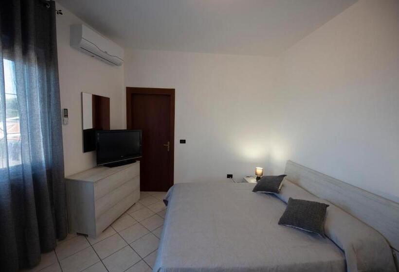 スタンダードルーム, B&b Esterita