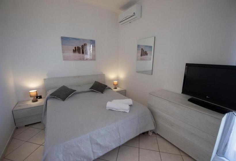 オーシャンビュースタンダードルームバルコニー付き, B&b Esterita