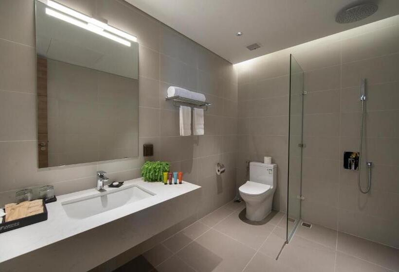 اتاق خانوادگی با چشمانداز دریا, Flamingos Cat Ba Resort Apartment