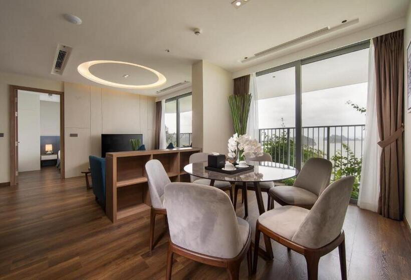 اتاق خانوادگی با چشمانداز دریا, Flamingos Cat Ba Resort Apartment