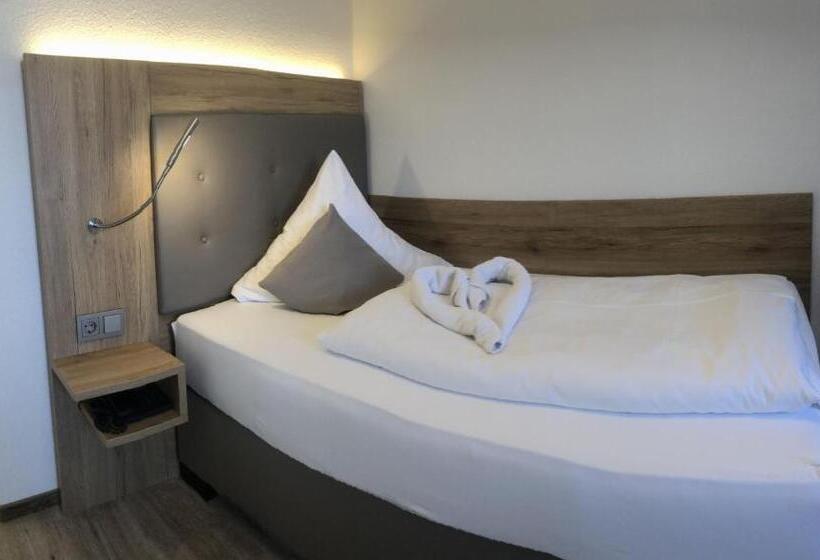 غرفة قياسية فردية, Schönenberger Hof