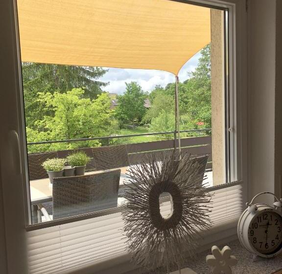 شقة غرفة واحدة, Schönenberger Hof