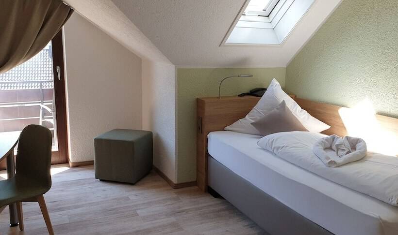 غرفة قياسية فردية, Schönenberger Hof