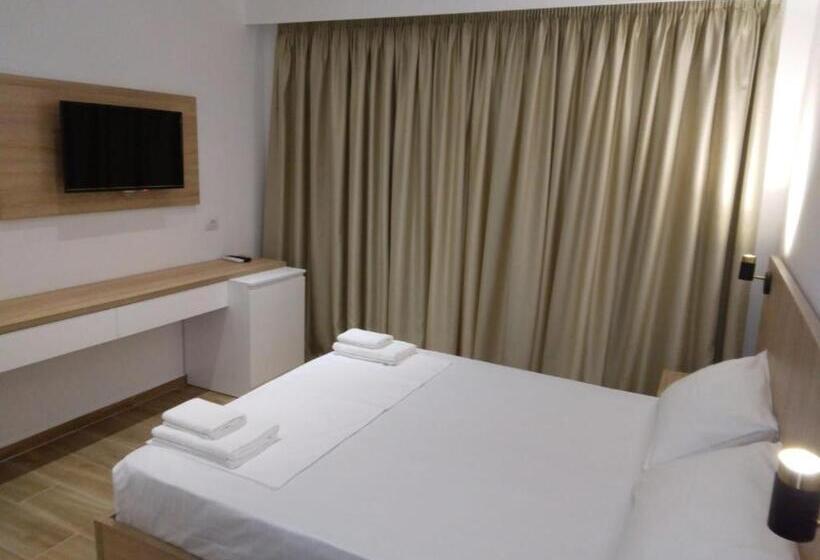 Camera Standard con Balcone, Ksamili