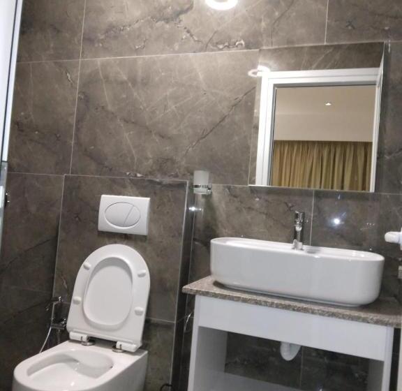 Camera Standard Piano Terra, Ksamili