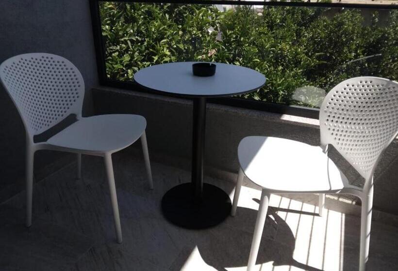 Camera Superiore con Balcone, Ksamili