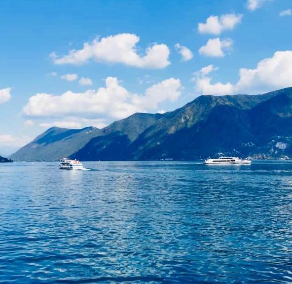 اتاق لوکس با چشمانداز دریا, Vienna