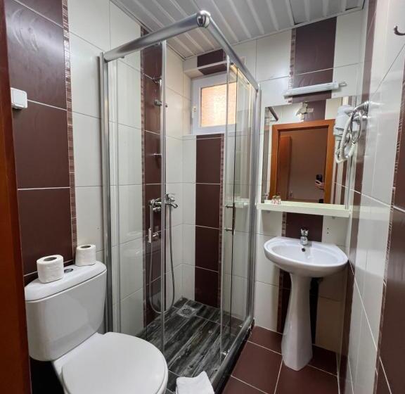 اتاق استاندارد با چشم‌انداز دریاچه, Villa Dionis