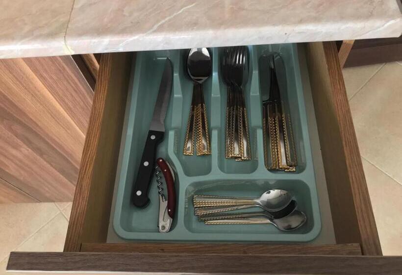 اتاق لوکس, Guest House Eden