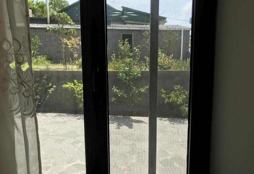 اتاق لوکس, Guest House Eden