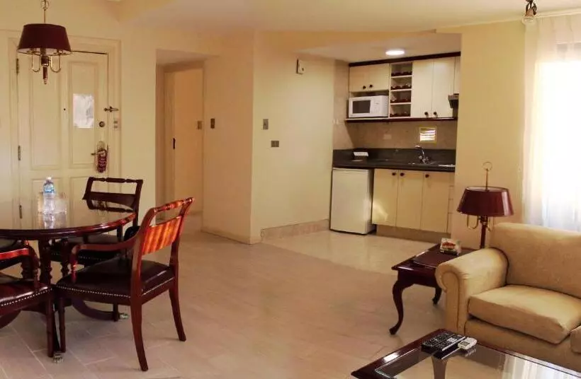 آپارتمان 1 خوابه, Apart Hotel Toborochi