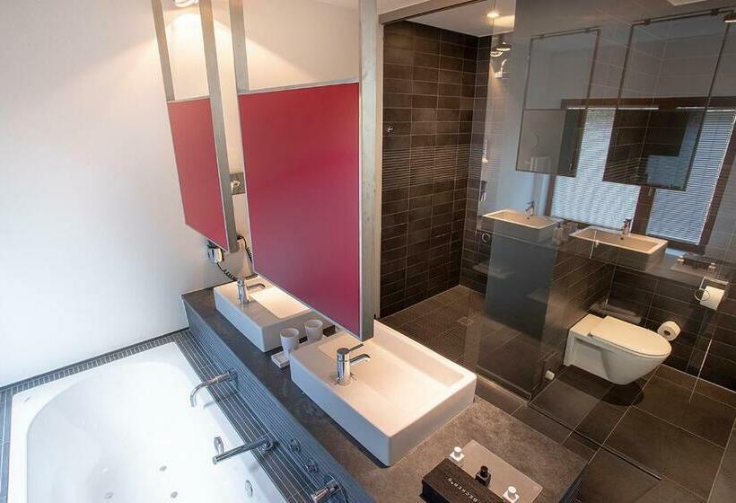 جناح, Becker´s Hotel & Restaurant