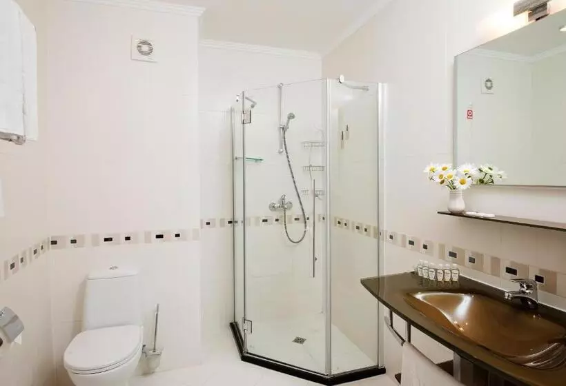 Perhehuone, Calypso Hotel All Incluisve