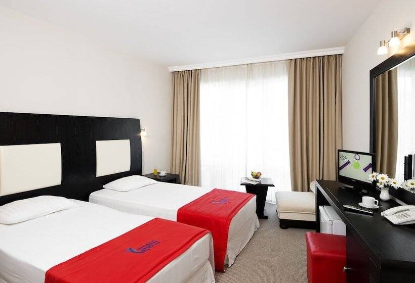 غرفة قياسية مزوَّدة بشُرفة, Calypso Hotel   All Incluisve