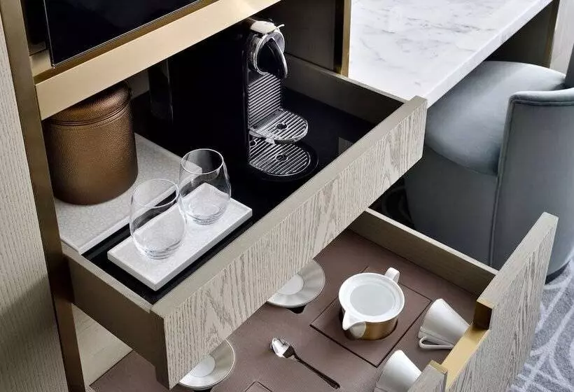 اتاق کلاب, Kempinski Central Avenue Dubai