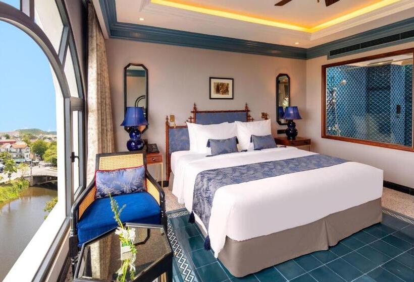 سوئیت جونیور کلاسیک, Silk Path Grand Hue