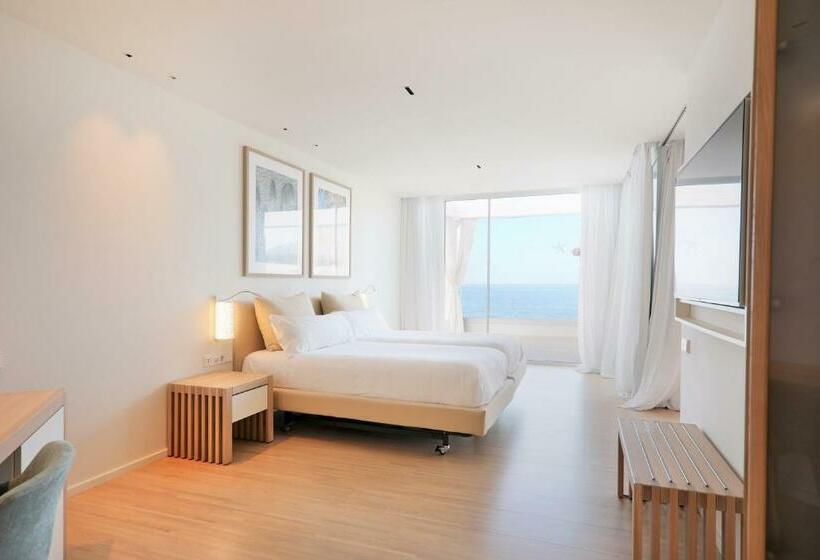 جناح سوبيريور مطل علي البحر, JOIA Salomé by Iberostar - Adults Only