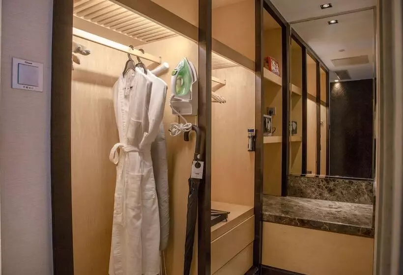 ダブルベッドのクラシックルーム, Intercontinental Qingdao, An Ihg Hotel   Inside The Olympic Sailing Center
