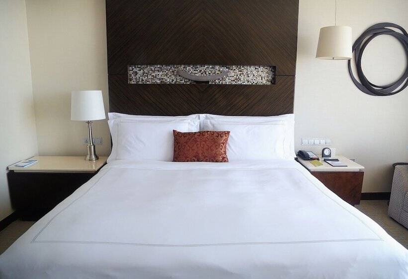 غرفة كلاسيكية سرير مزدوج, Intercontinental Qingdao, An Ihg Hotel   Inside The Olympic Sailing Center