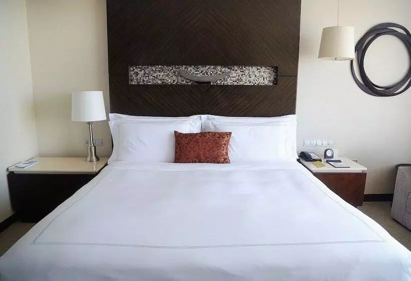 ダブルベッドのクラシックルーム, Intercontinental Qingdao, An Ihg Hotel   Inside The Olympic Sailing Center
