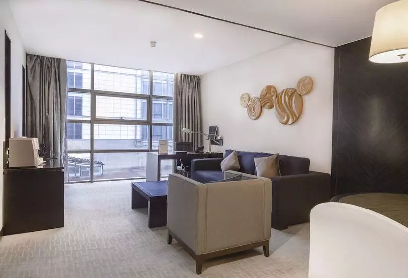 シティビュージュニアスイート, Intercontinental Qingdao, An Ihg Hotel   Inside The Olympic Sailing Center