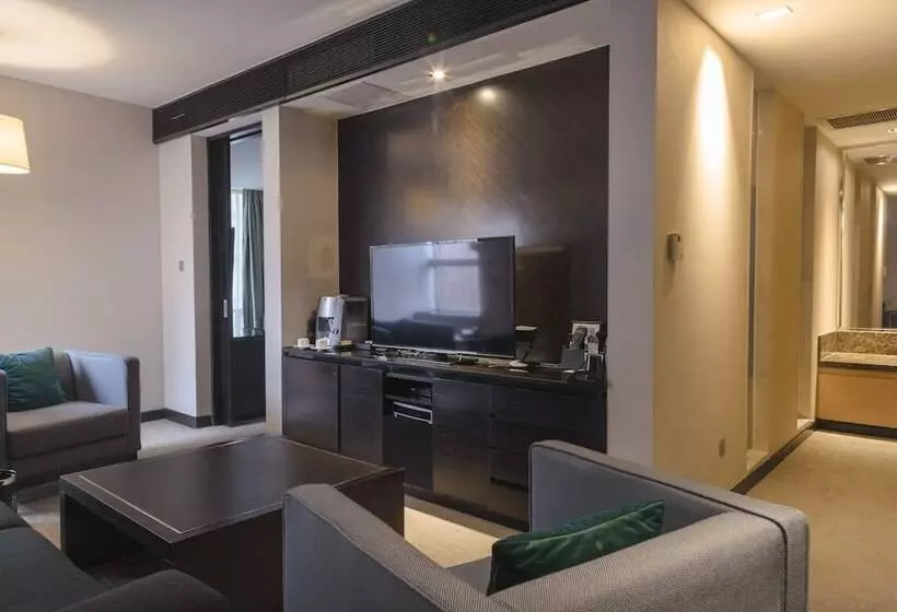 シティビュージュニアスイート, Intercontinental Qingdao, An Ihg Hotel   Inside The Olympic Sailing Center