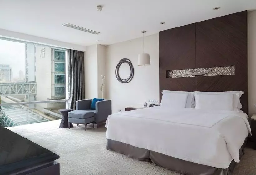 シティビュージュニアスイート, Intercontinental Qingdao, An Ihg Hotel   Inside The Olympic Sailing Center