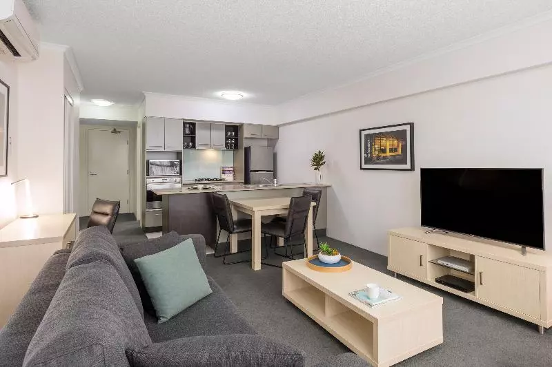 آپارتمان 2 خوابه, Oaks Brisbane River City Suites
