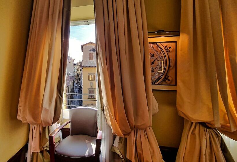 اتاق لوکس با چشم‌انداز شهر, L Orologio Firenze   Wtb Hotels