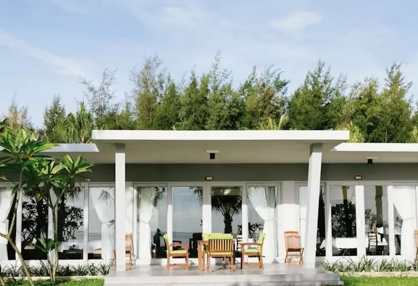 ویلای 2 خوابه, Lang Co Beach Resort