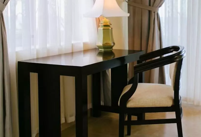 ویلای 2 خوابه, Lang Co Beach Resort