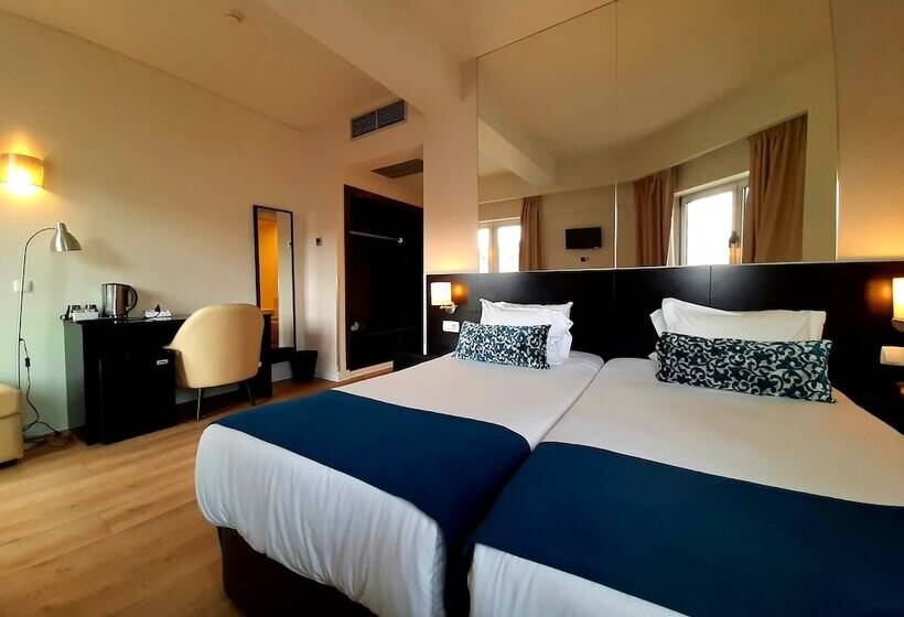 اتاق سوپریور با بالکن, Lisbon City Hotel By City Hotels