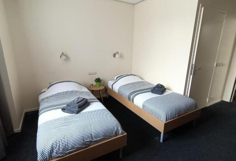 Cameră Basic, Rozenburg