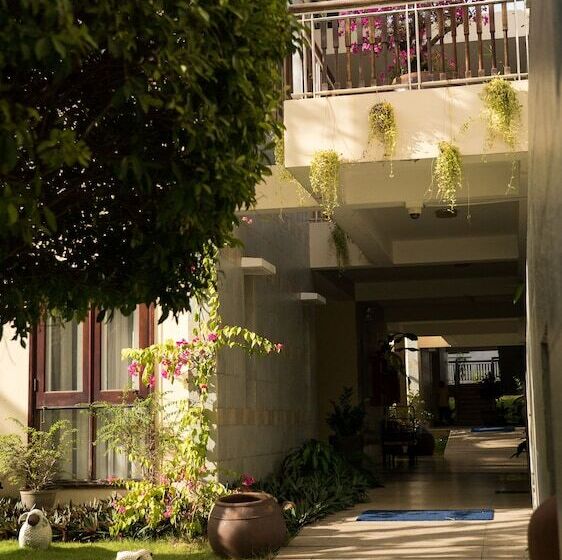 اتاق استاندارد سه نفره, Saigon Mui Ne Resort
