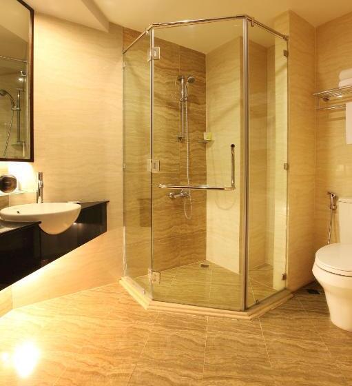 اتاق پرمیوم, Sanouva Saigon