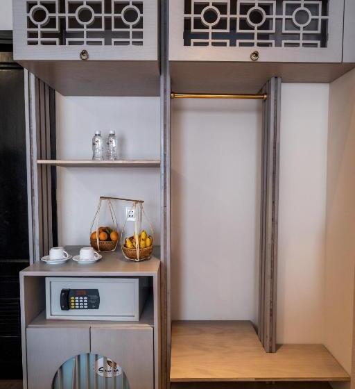 اتاق پرمیوم, Sanouva Saigon