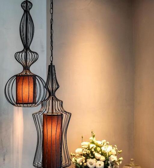 اتاق اجرایی, Sanouva Saigon