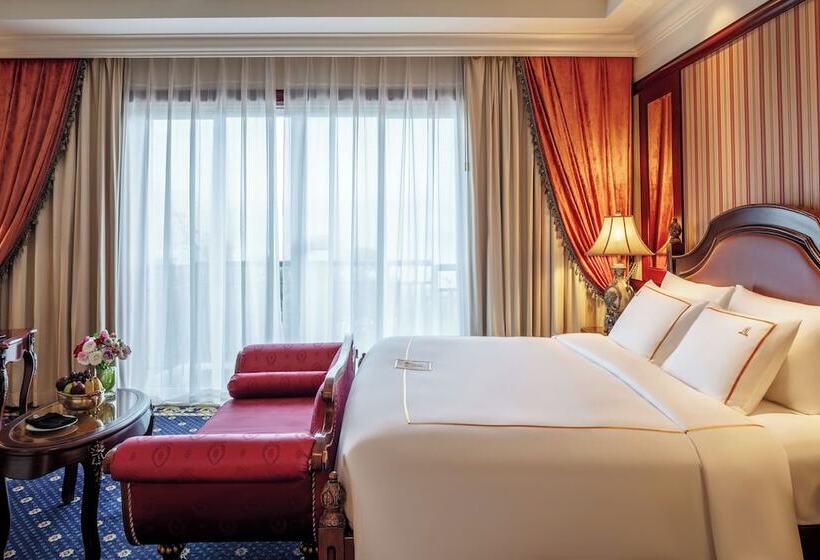 اتاق لوکس, The Imperial Vung Tau