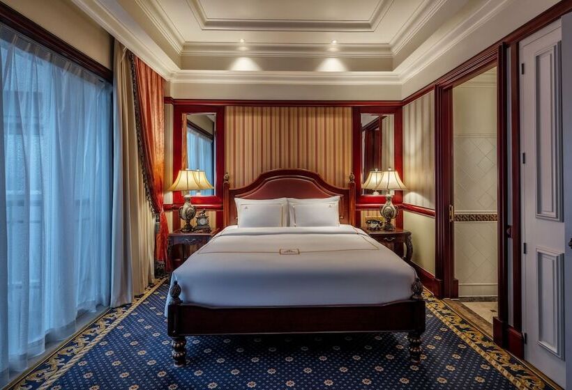 سوییت با چشمانداز دریا, The Imperial Vung Tau