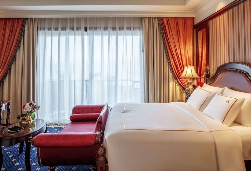 اتاق لوکس, The Imperial Vung Tau