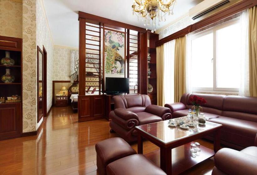 مجموعه ویستا شهر, Victory  Saigon