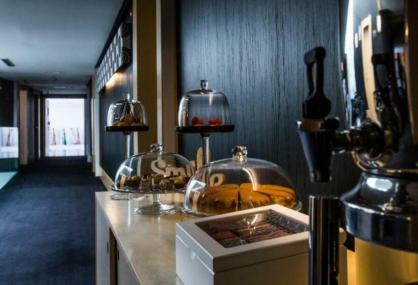 سوییت جونیور, Vincci Selección Posada Del Patio