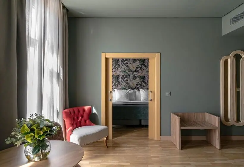 سوییت جونیور, Vincci Selección Posada del Patio