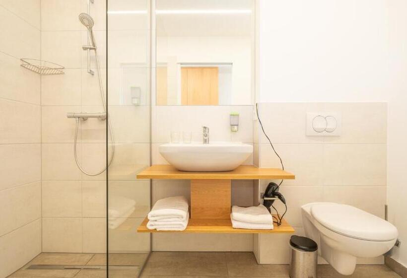 غرفة قياسية, B3 Gmbh