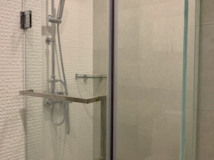 스탠다드 룸, Jet