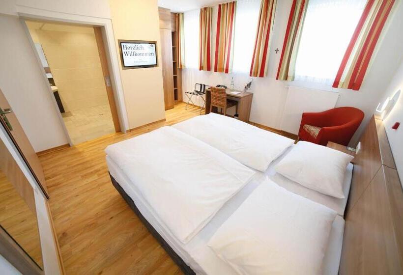 스탠다드 룸, Hildegard Forum