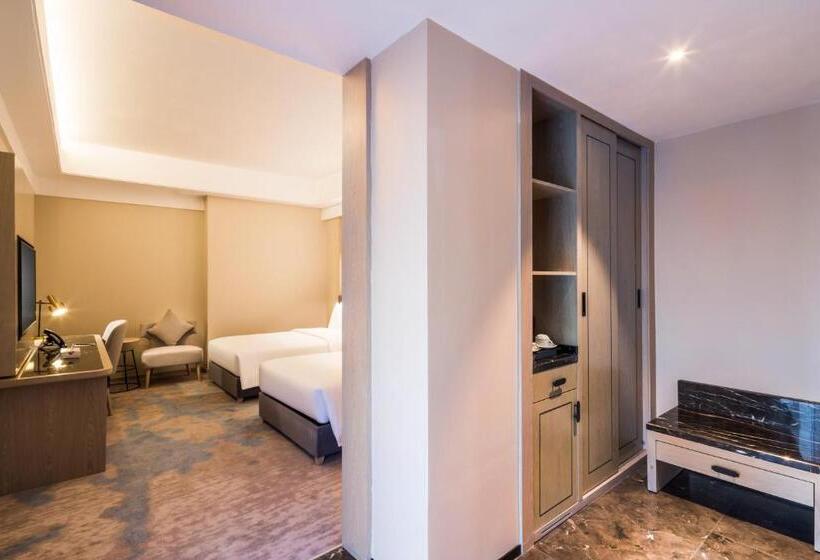 スタンダードルーム, Aber Khamis Mushait