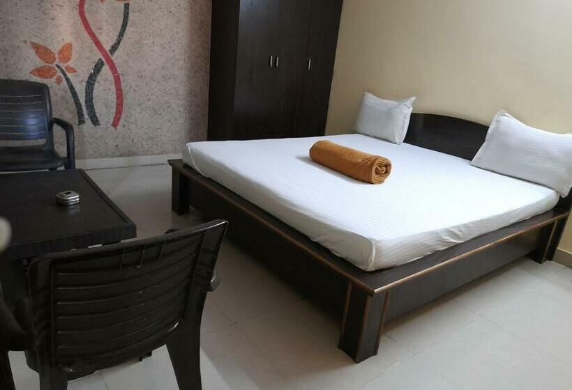 اتاق لوکس, Maruthi Residency Inn L B Nagar